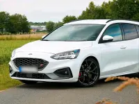 Gebraucht Ford Focus ST 190 PS (139 kW) 2022 Weiß Kombi