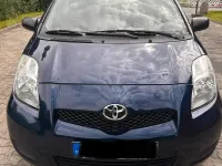 Gebraucht Toyota Yaris 69 PS (50 kW) 2010 Blau Kleinwagen
