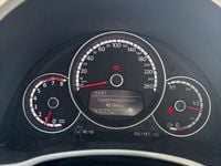 Gebraucht VW Beetle CLUB 105 PS (77 kW) 2015 Silber Kleinwagen