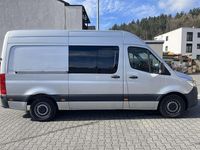 Gebraucht Mercedes Sprinter 163 PS (119 kW) 2021 Grau Van