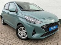 Neu Hyundai i10 79 PS (58 kW) 2025 Grün Kleinwagen