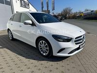 Gebraucht Mercedes B220 Progressive 190 PS (139 kW) 2019 Weiß Van / Kleinbus