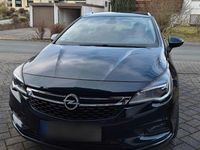 Gebraucht Opel Astra Selection 110 PS (80 kW) 2016 Grün Kombi