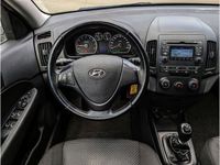 gebraucht Hyundai i30 cw 1.4 FIFA WM Edit Klima Sitzheiz TÜV NEU