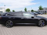 Gebraucht VW Arteon R 320 PS (235 kW) 2023 Deep black perleffekt Kombi