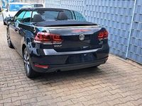 Second-hand VW Golf 105 CP (77 kW) 2011 Negru Cabrio