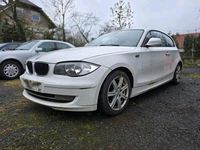 Gebraucht BMW 116 120 PS (88 kW) 2009 Weiß Kleinwagen