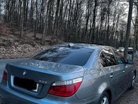 Gebraucht BMW 523 190 PS (139 kW) 2009 Grau Limousine