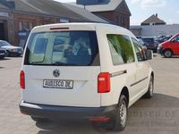 Gebraucht VW Caddy 110 PS (80 kW) 2016 Candyweiss Van / Kleinbus