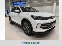 Gebraucht VW Tiguan Elegance 150 PS (110 kW) 2026 Pure white uni SUV