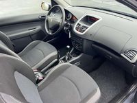 gebraucht Peugeot 206 +Basis 1,4 / Klima
