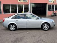 Używany Audi A4 131 KM (96 kW) 2004 Srebrny Sedan/Limuzyna