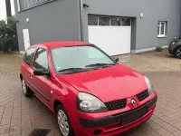 Gebraucht Renault Clio II 75 PS (55 kW) 2004 Rot Kleinwagen