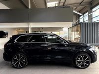 Gebraucht VW Touareg R-line 286 PS (210 kW) 2022 Deep black perleffekt SUV