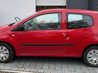 Gebraucht Renault Twingo 74 PS (54 kW) 2009 Rot Kleinwagen