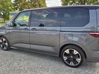 Second-hand VW Multivan Edition 150 CP (110 kW) 2025 Gri Monovolum