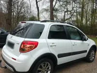 Gebraucht Suzuki SX4 130 PS (95 kW) 2012 Weiß SUV