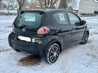 Gebraucht Toyota Aygo Cool 68 PS (50 kW) 2011 Schwarz Kleinwagen