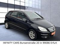 Gebraucht Mercedes B180 116 PS (85 kW) 2011 Schwarz Van / Kleinbus