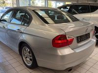 Gebraucht BMW 320 Advantage 150 PS (110 kW) 2006 Silber Limousine