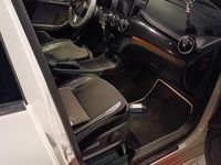 Gebraucht Mercedes 200 204 PS (150 kW) 2012 Weiß Limousine