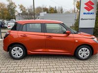 Gebraucht Suzuki Swift Club 83 PS (61 kW) 2024 Orange Kleinwagen
