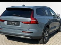 Gebraucht Volvo V60 CC 197 PS (144 kW) 2024 Grau Kombi