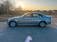Gebraucht BMW 325 218 PS (160 kW) 2005 Grau Limousine