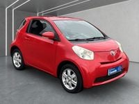 Gebraucht Toyota iQ Basis 68 PS (50 kW) 2009 Rot Kleinwagen