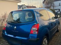 Second-hand Renault Twingo 58 CP (42 kW) 2010 Albastru Hatchback