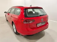 Gebraucht VW Passat Business 122 PS (89 kW) 2023 Tornadorot Kombi