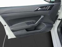 Neu VW Polo IQ Drive 95 PS (69 kW) 2025 Pure white Limousine