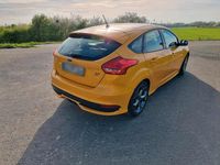 Usata Ford Focus ST 250 CV (183 kW) 2018 Giallo Berlina