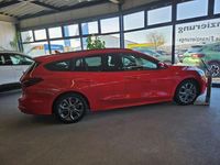 Neu Ford Focus ST-Line X 125 PS (91 kW) 2026 Racerot (rot) Kombi