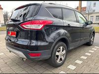 Gebraucht Ford Kuga Titanium 150 PS (110 kW) 2015 Schwarz SUV