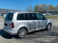 Gebraucht VW Touran Conceptline 140 PS (102 kW) 2009 Silber Van / Kleinbus