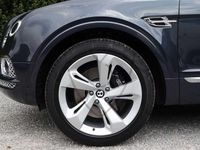 Second-hand Bentley Bentayga 435 CP (319 kW) 2018 Gri SUV