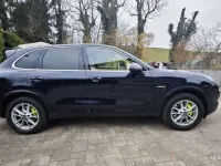 Gebraucht Porsche Cayenne S E-Hybrid 333 PS (244 kW) 2015 Blau SUV