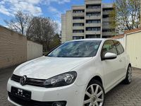 Gebraucht VW Golf VI Team 86 PS (63 kW) 2011 Weiß Kleinwagen