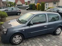 Gebraucht Renault Clio 75 PS (55 kW) 2005 Grau Kleinwagen