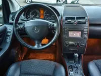 Gebraucht Mercedes A180 Elegance 116 PS (85 kW) 2010 Polarsilber  metalliclack Kleinwagen