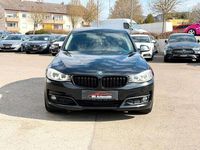 Gebraucht BMW 318 143 PS (105 kW) 2015 Saphirschwarz Limousine