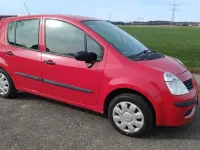 Używany Renault Modus Avantage 75 KM (55 kW) 2007 Czerwony Minivan