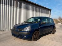 Gebraucht Renault Clio II 50 PS (36 kW) 2004 Blau Kleinwagen