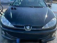 Gebraucht Peugeot 206 CC 109 PS (80 kW) 2002 Schwarz Cabrio