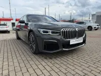 Gebraucht BMW 740 M Sport 320 PS (235 kW) 2019 Grau Limousine