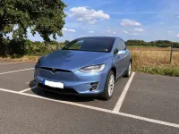 Second-hand Tesla Model X 309 kW (421 CP) 2018 Albastru SUV