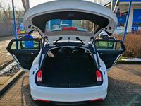 Gebraucht Opel Insignia 110 PS (80 kW) 2009 Weiß Kombi