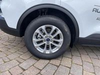 Gebraucht Ford Kuga Titanium 150 PS (110 kW) 2023 Frozen white SUV