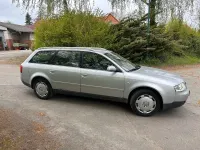 Second-hand Audi A6 S-Line 179 CP (131 kW) 2002 Argintiu Break